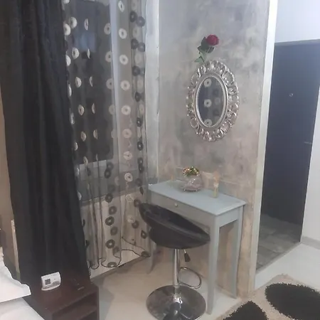 Studio Calea Victoriei Бухарест