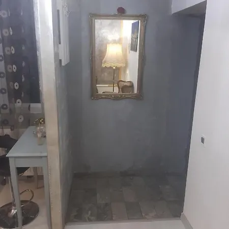 Apartment Studio Calea Victoriei Bucharest