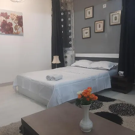 Studio Calea Victoriei Апартаменты *
